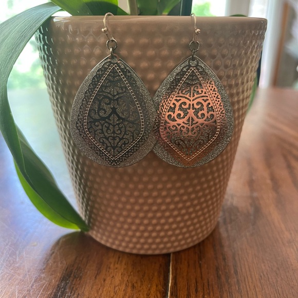 Jewelry - Earring bundle x8